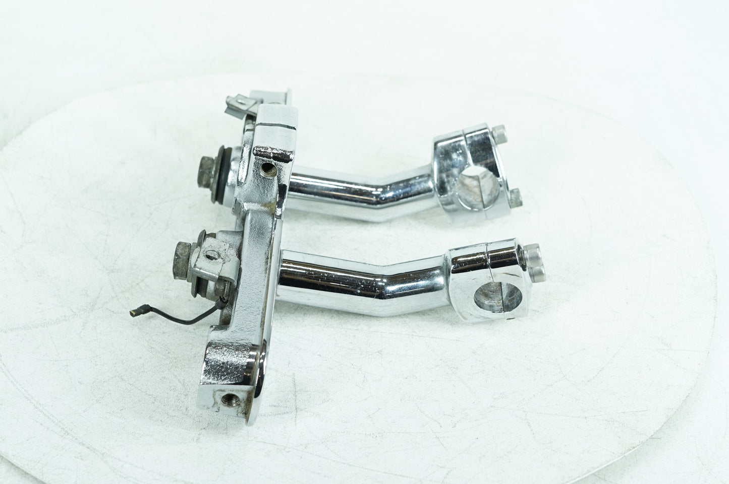 1999 - 2006 Harley-Davidson Softail Fat Boy Front Fork Upper Triple Tree Clamps  	45456-86B