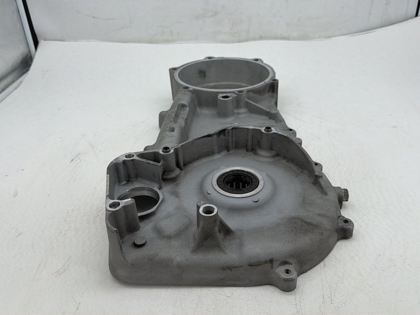 2009 Harley Dyna Street Bob FXDB OEM Inner Primary Clutch Cover
