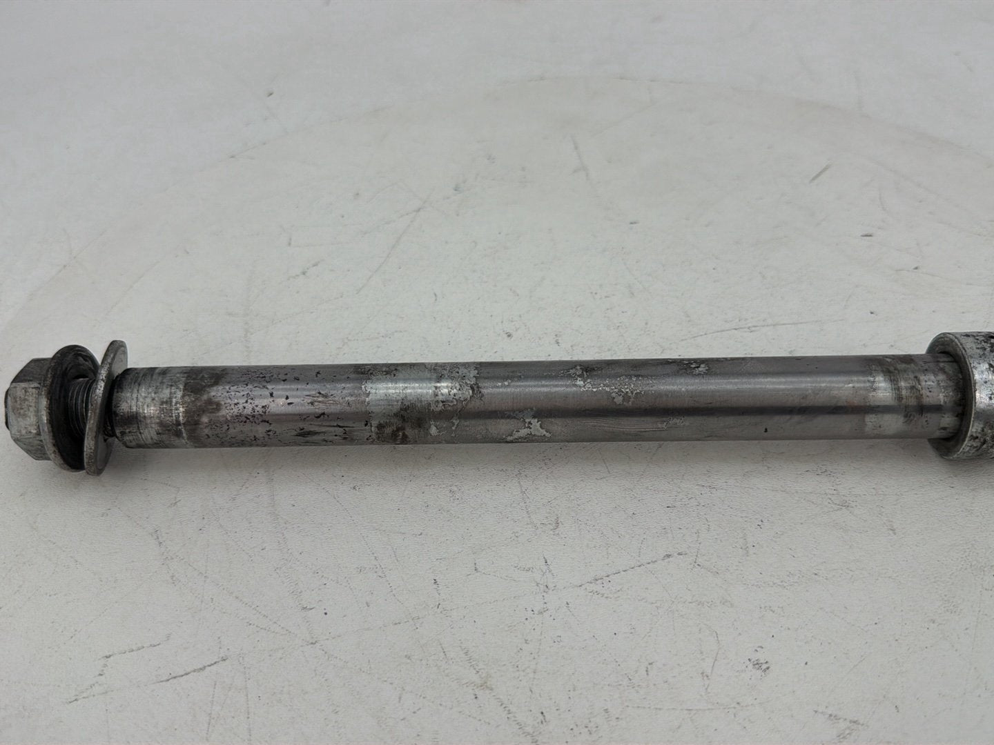 2007 - 2017 Harley-Davidson Dyna Super Glide Custom Rear Wheel Axle Bolt Shaft 41114-06