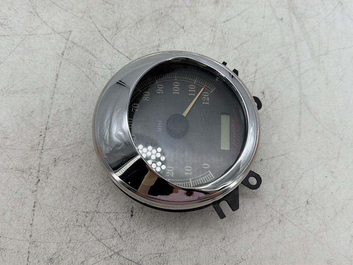 2005 Harley Road King Touring Police OEM Speedo Speedometer Gauge Cluster