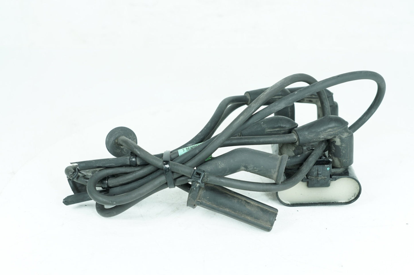 2019 Harley Touring FLHX Street Glide OEM Ignition Coil Spark Plugs Cable