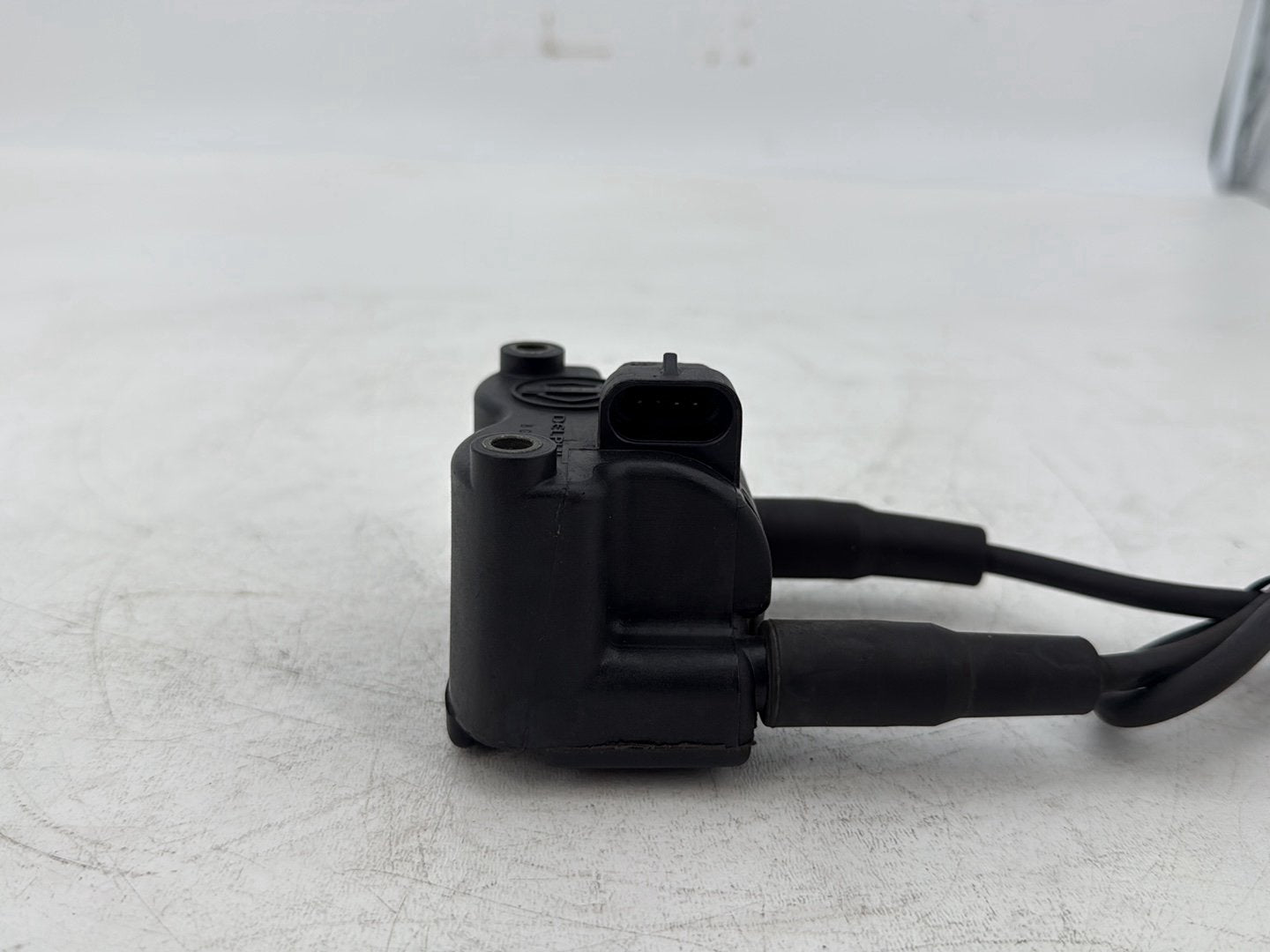 1999 - 2006 Harley-Davidson Dyna Super Glide Ignition Coil Spark Plugs Cable 31743-01