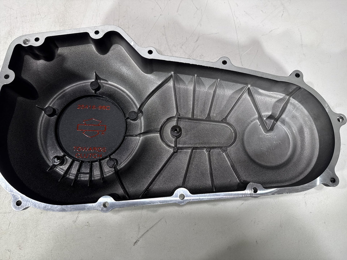 2016 Harley Dyna Fat Bob OEM Outer Primary Clutch Cover Willie G Skull SCRATCHED