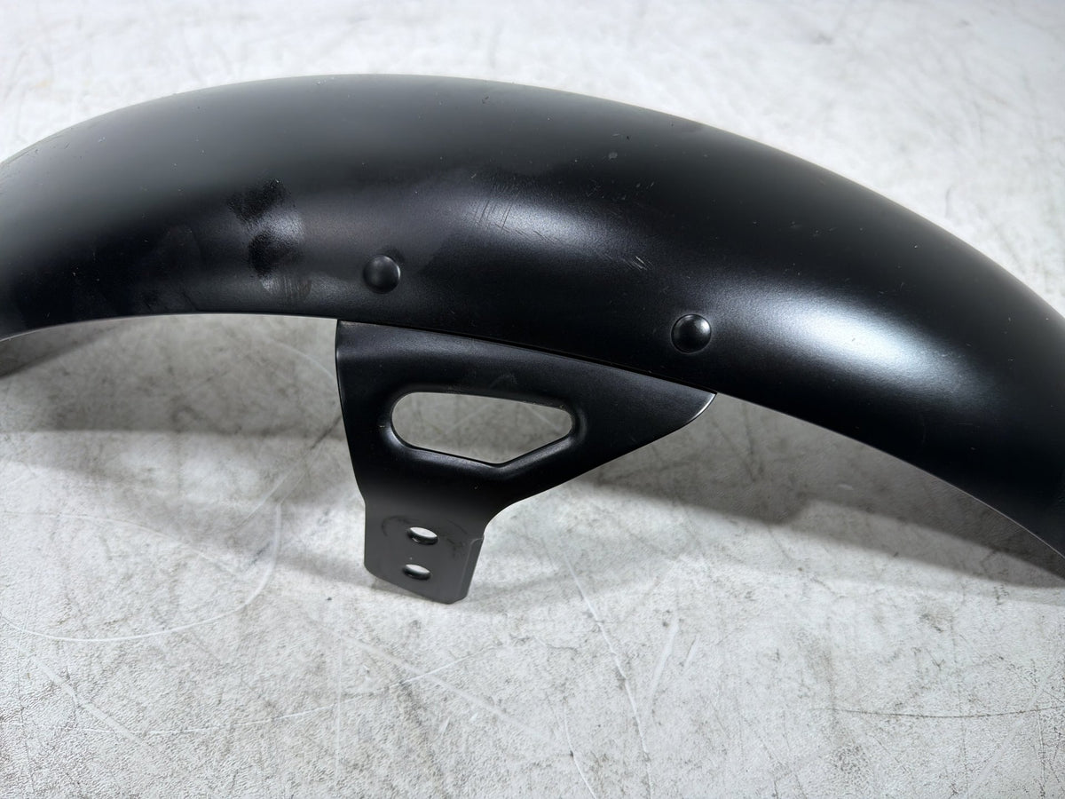 2017 Harley Dyna Street Bob FXDB OEM Front Wheel Fender Shell Panel 60139-06B
