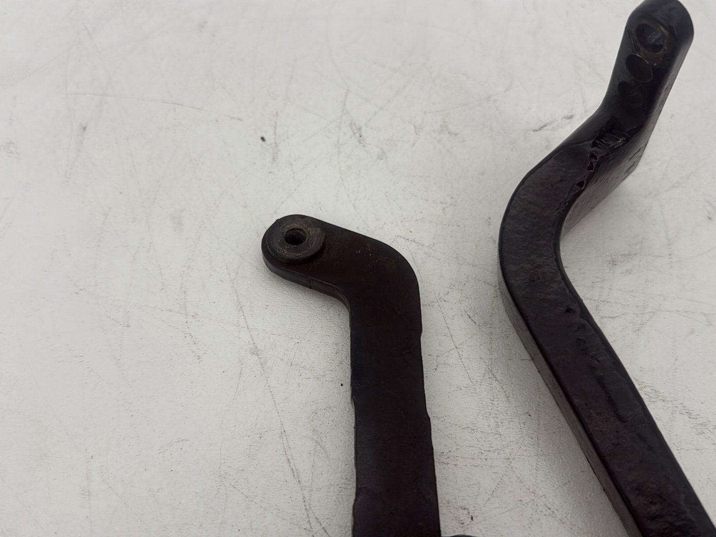 2005 Harley Touring FLHRCI Road King Classic OEM Right 1 Footboard Mount Bracket