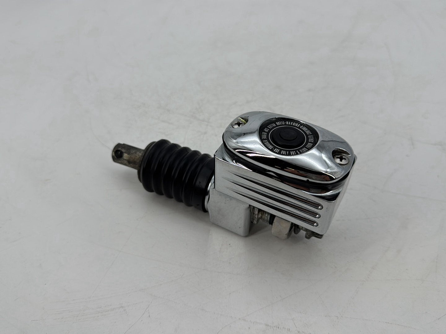 1999 - 2006 Harley-Davidson Touring Road King Classic Rear Brake Master Cylinder Reservoir  	41755-99B