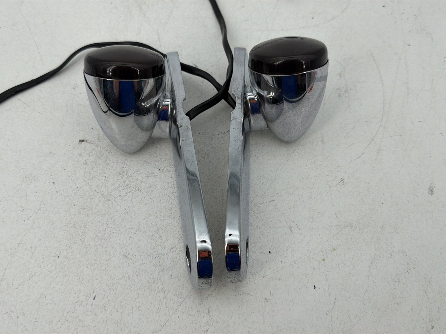 2007 - 2012 Harley-Davidson Touring Street Glide Front Left Right Turn Signal Indicators 69278-06