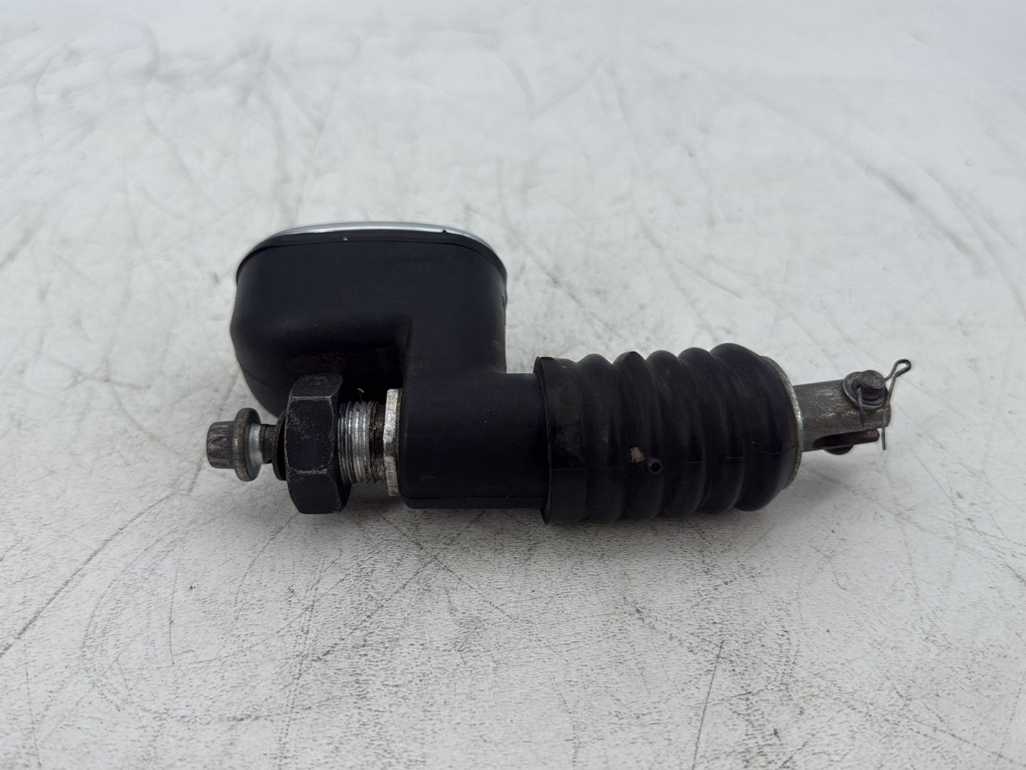 2006 Harley Softail FLSTCI Heritage Classic OEM Rear Brake Master Cylinder Reservoir