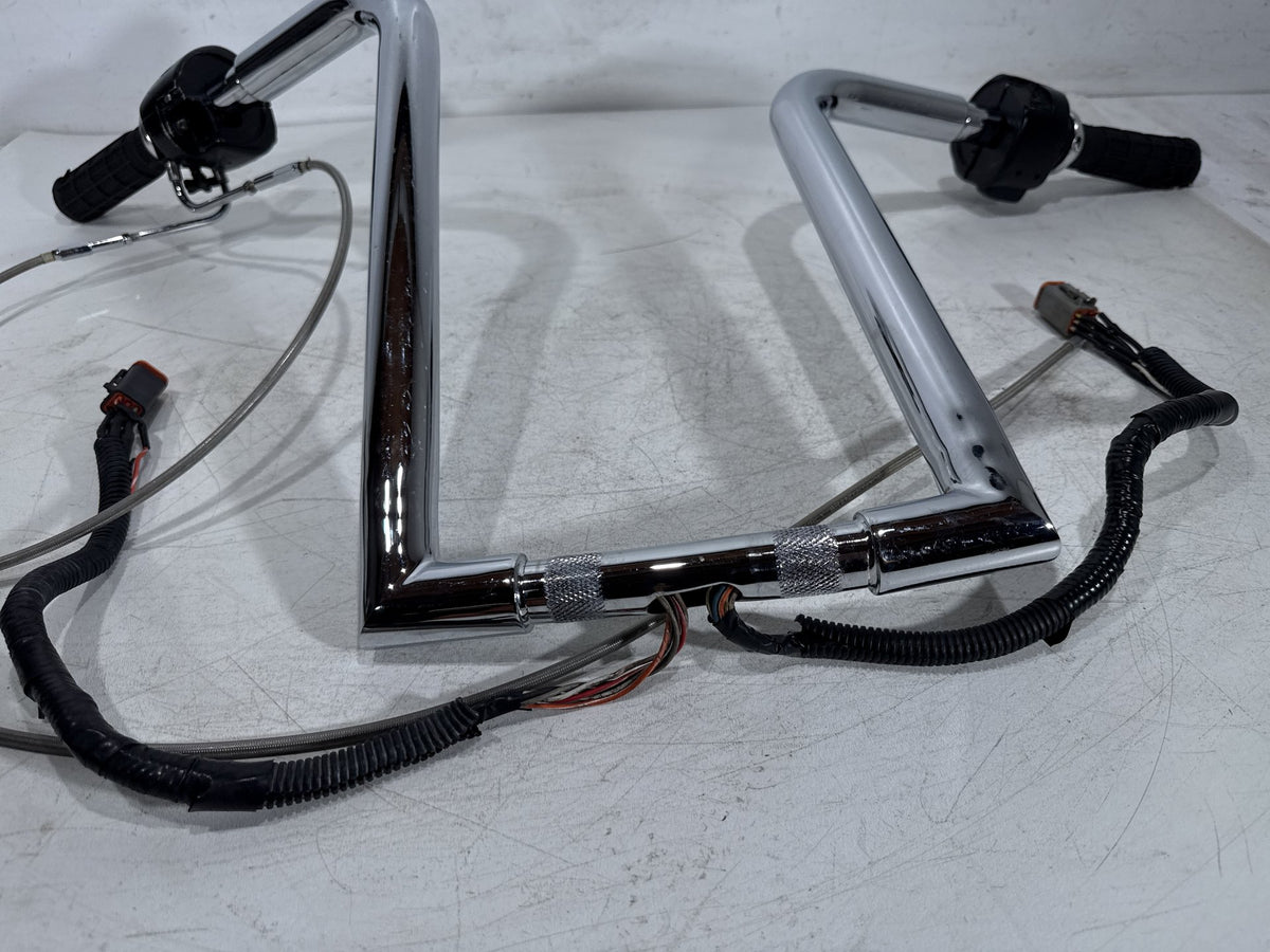 04 Harley Heritage Softail Classic Handlebars Left Right Switches Controls BENT