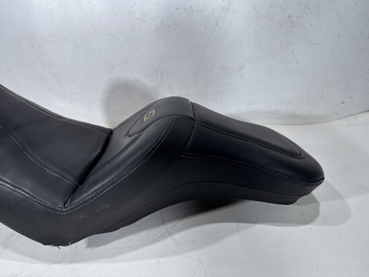 2005 Harley Dyna Wide Glide Passenger Rider Driver Seat Saddle SADDLEMAN Torn