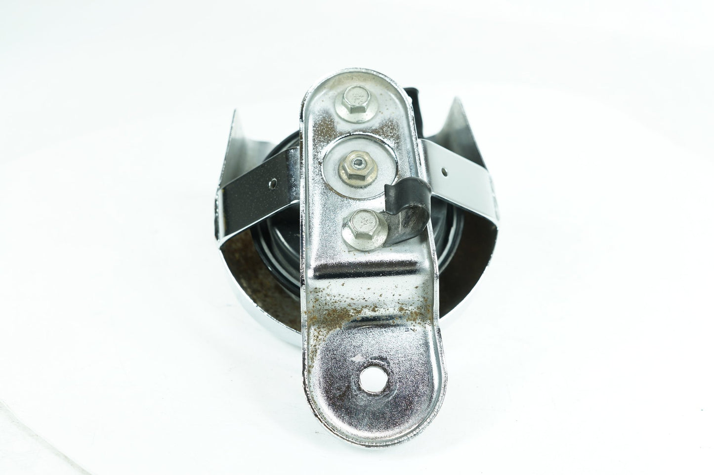 1999 - 2006 Harley-Davidson Touring Electra Glide Classic Horn Signal Klaxon Chrome Cover  	69012-93A