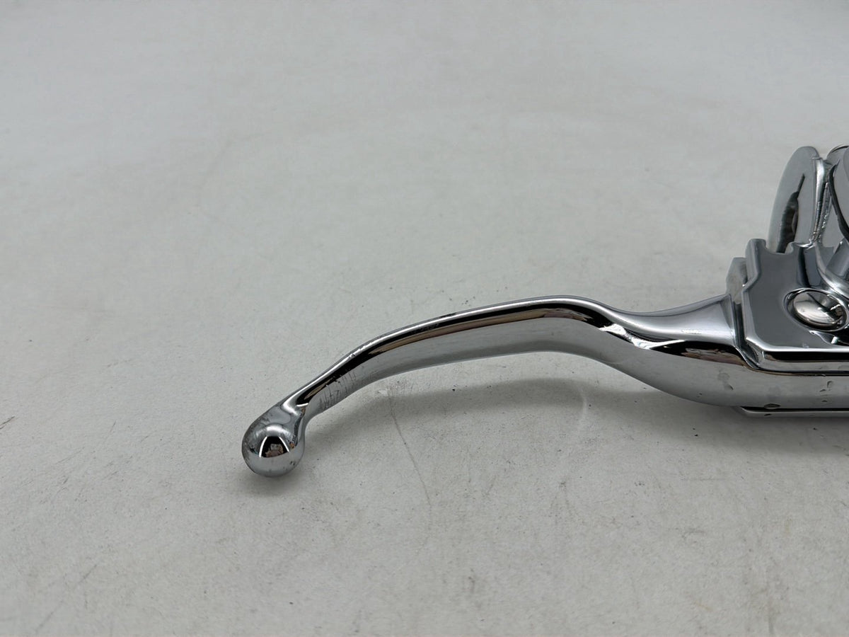 10 Harley Street Glide Touring OEM Front RH Brake Lever Master Cylinder CHROME