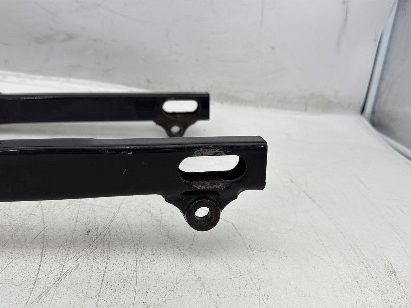 2004 Harley Sportster XL883C 883 Custom OEM Rear Fork Swingarm Swing Arm