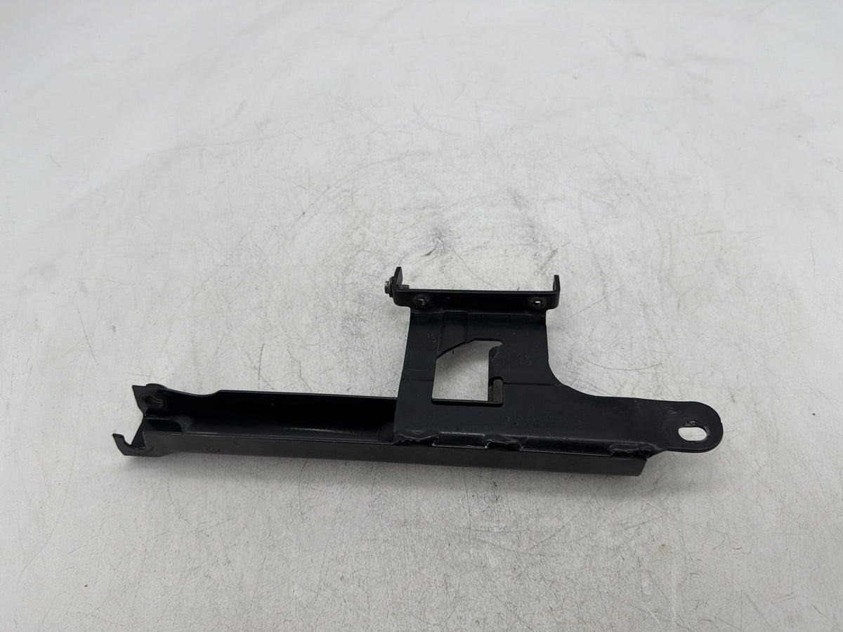 01 Harley Heritage Softail Classic FLSTC OEM Seat Bracket Mount Support Mounting