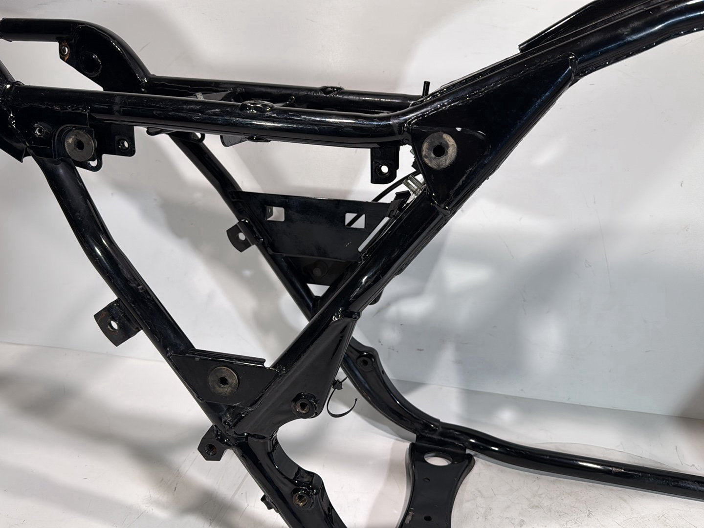1999 - 2006 Harley-Davidson Touring Electra Glide Classic Body Main Frame Chassis NO Title 47900-01