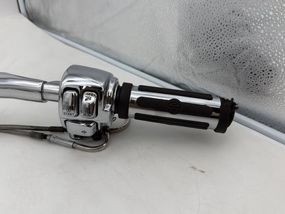 1999 - 2006 Harley-Davidson Touring Road King Classic Handlebars Left Right Switches Controls 71682-06A , 55947-00