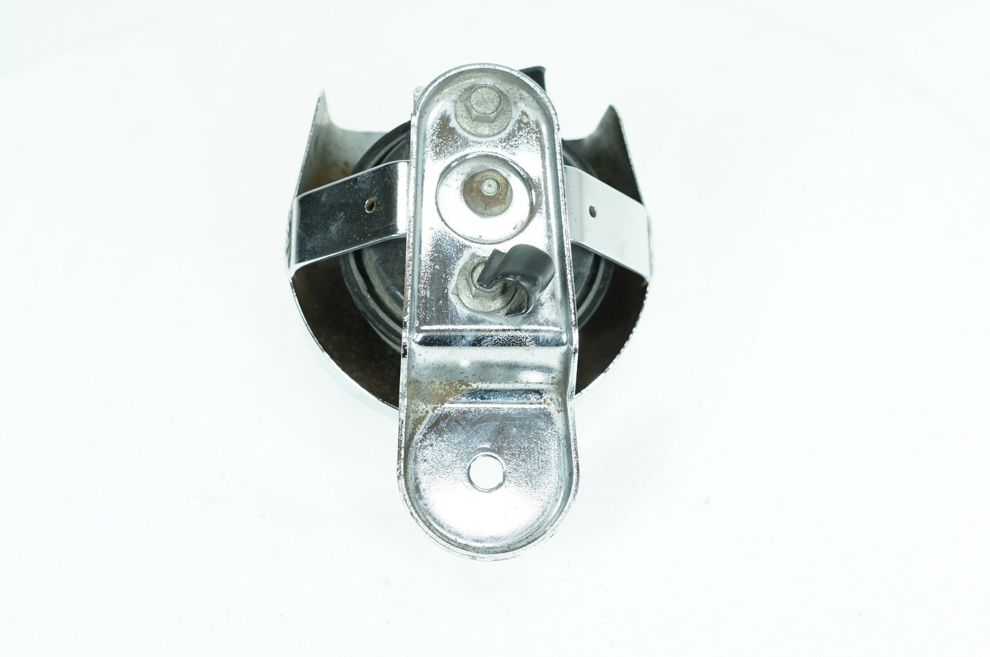 1999 - 2006 Harley-Davidson Touring Road King Horn Signal Klaxon Chrome Cover 69012-93A