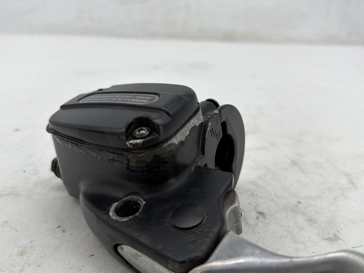 2014 Harley Electra Glide Ultra Front Left Clutch Lever Master Cylinder OEM