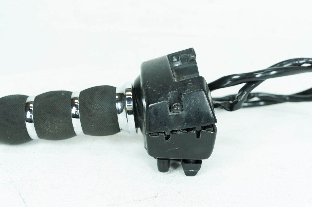 17 Harley Touring Road Glide Ultra OEM Right Engine Start Kill Switches Controls