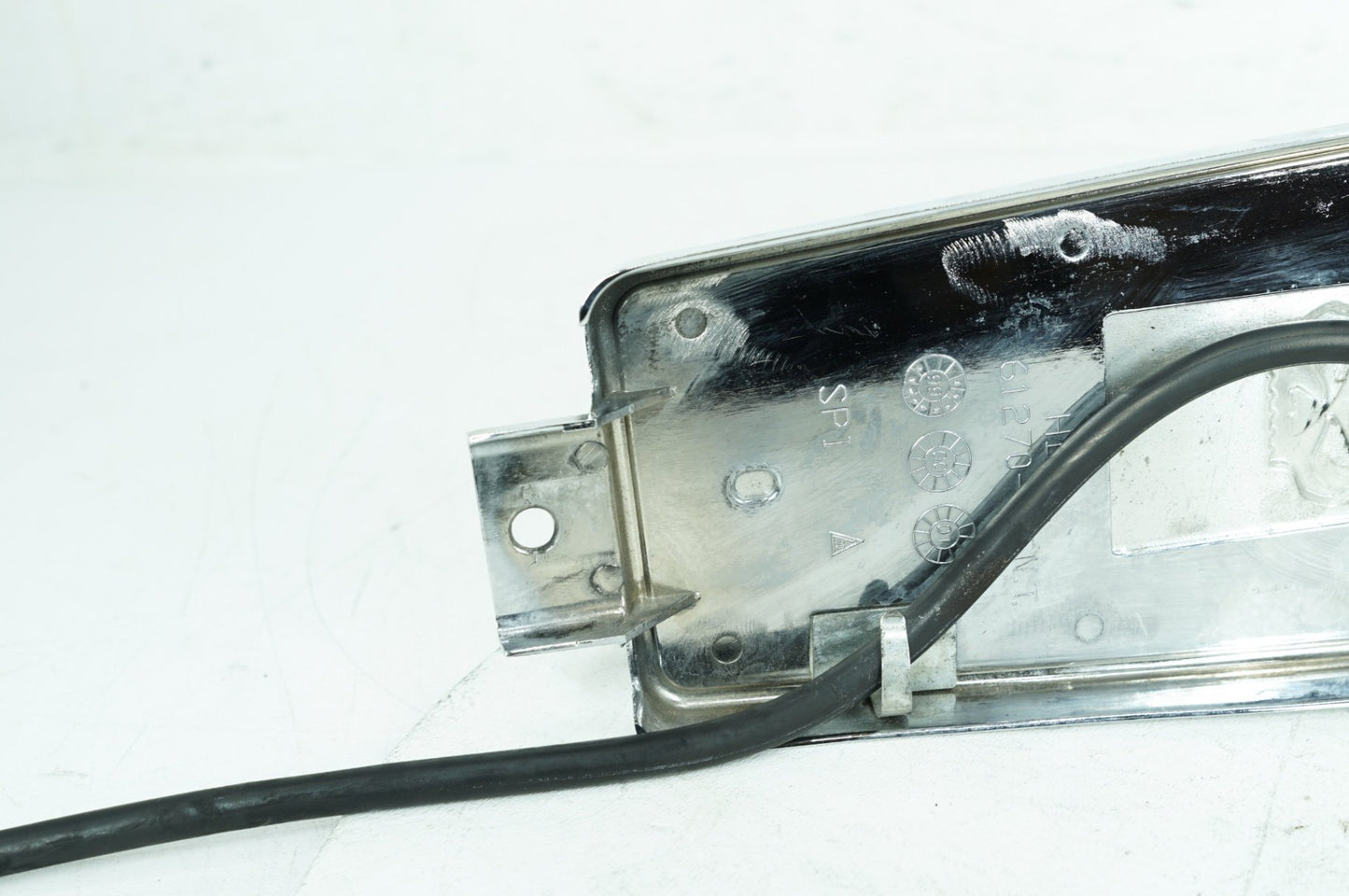 1999 - 2006 Harley-Davidson Touring Electra Glide Ultra Fuel Gas Tank Dash Console NOKey 61270-98A